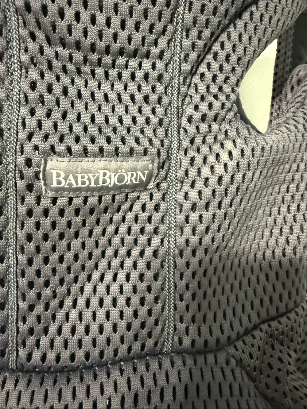 BabyBjörn Move in Anthracite - Picture 5 of 16